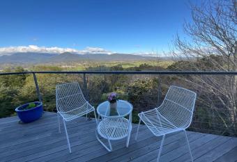 Mt Rael Healesville Suite 2 Sharman has rooms with a private hot tub