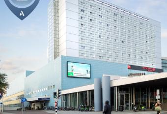Novotel The Hague World Forum allows 18 year olds to book a room