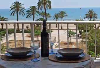 El Cisne frente al mar has Balcony rooms