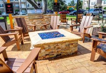 Blue Lagoon has Balcony rooms