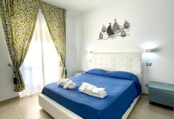 B&B Marconi has Balcony rooms