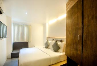 Zuzuni Boutique Hotel has Balcony rooms