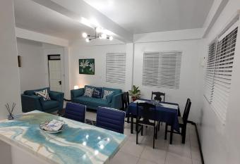 Chalet Belizomi Tropical Villas allows 18 year olds to book a room