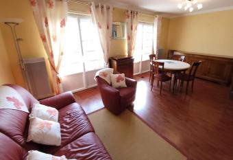 L   chapp  e marine - Les G  tes de la C  te d Amour has Balcony rooms