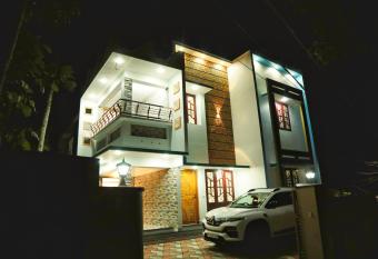 Mansion Luxury service Villa has Balcony rooms