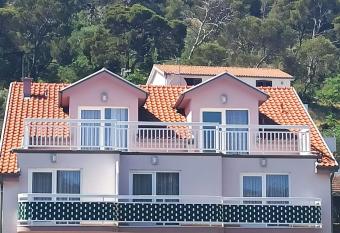 Apartments Mijo has Balcony rooms