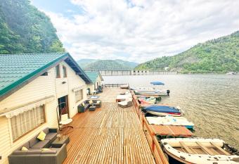 Sunset By The Lake Ponton Bicaz has Balcony rooms