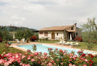 Le Fonti Di Santa Lucia has Balcony rooms