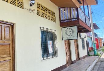 Hostal Casa Bonita Ometepe has Balcony rooms