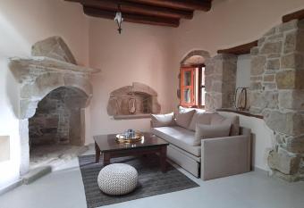 Villa archontiko has Balcony rooms