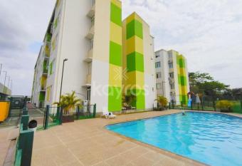 Apto Conjunto Residencial Lima allows 18 year olds to book a room