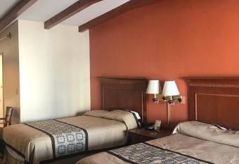 Wayfarer Motel has Smoking rooms