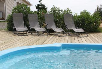 Caba  a con fogon y tinaja en plena naturaleza! has Balcony rooms