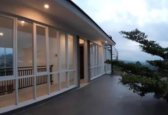 Homstay harian pak.anwar has Balcony rooms