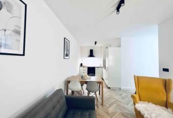 Litensvart Apartment has Balcony rooms