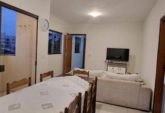 DOURADOS GUEST FLAT PEDRA BONITA has Balcony rooms