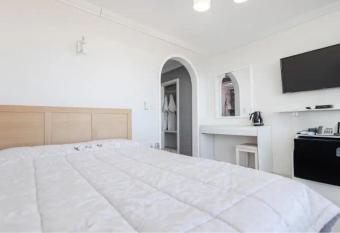 Good place for Family has rooms with a private hot tub