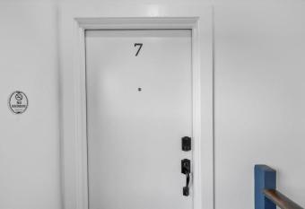 Brand New on the Streetcar line allows 18 year olds to book a room