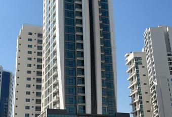 Al Safwa Tower Two has Balcony rooms