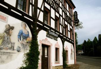 Landhotel Goldener Becher allows 18 year olds to book a room