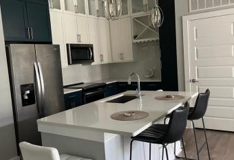 The Tired Traveler Inn has Balcony rooms