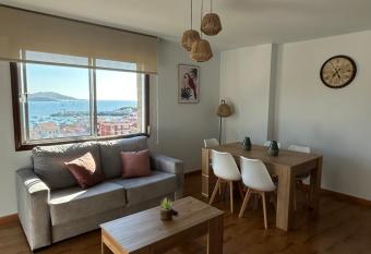 Apartamento Son R  a allows 18 year olds to book a room