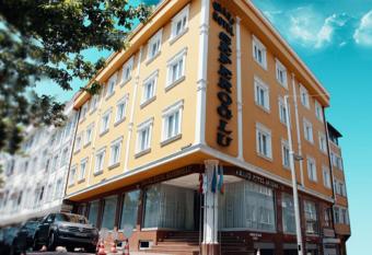 Grand Hotel Sefero  lu has Smoking rooms