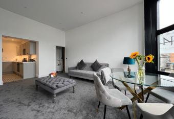 Black Horse Apartments allows 18 year olds to book a room