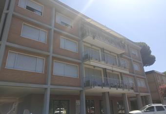 Lido di Camaiore Apartment 200 mt from the sea with balcony and elevator has Balcony rooms