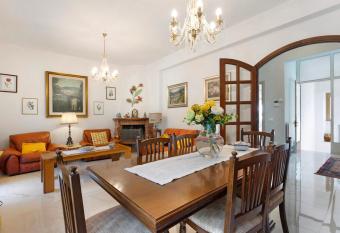 Ca  Lina has Balcony rooms