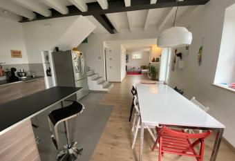 La casa in collina has Balcony rooms