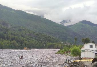 Rang bay hotel by singh saab tour n stays has Balcony rooms