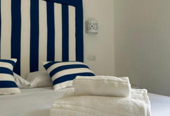 Aller  a has Balcony rooms