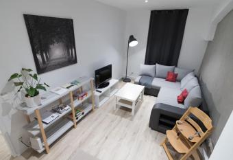 Relaxing Kiel Apartments has Balcony rooms