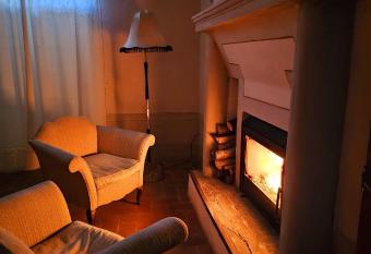 La Veranda has Balcony rooms