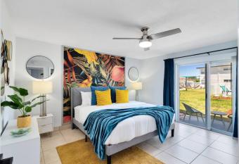 Ocean #2 allows 18 year olds to book a room