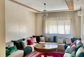 Appartement de charme has Balcony rooms