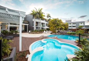 The Executive Inn, Newcastle allows 18 year olds to book a room