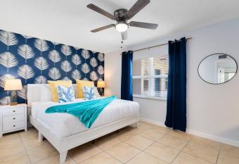 Ocean #5 allows 18 year olds to book a room