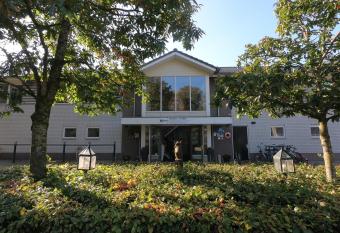 Human & Horse Hotel has Balcony rooms