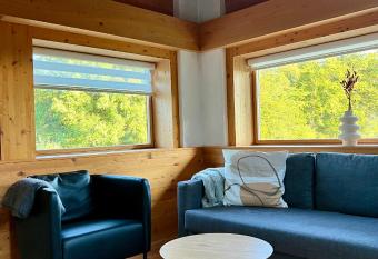 Magnifique chalet has Balcony rooms