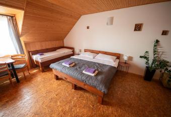 Family Pension - High Tatras private parking has Balcony rooms