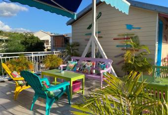 Hotel De la Plage has Balcony rooms