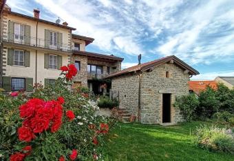 Il Bosco di Silvia has Balcony rooms