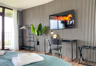 E&K living - NEU - 23.OG - Stadtblick - Kongress allows 18 year olds to book a room