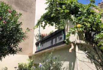 Havre de Paix allows 18 year olds to book a room