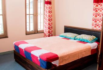 Peaceful home with garden view allows 18 year olds to book a room