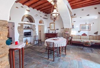 Tinos Villages Cycladic Home allows 18 year olds to book a room