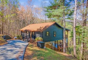 A Rustic Hideout has rooms with a private hot tub