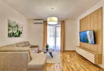 APARTMENT SERGEY has Balcony rooms